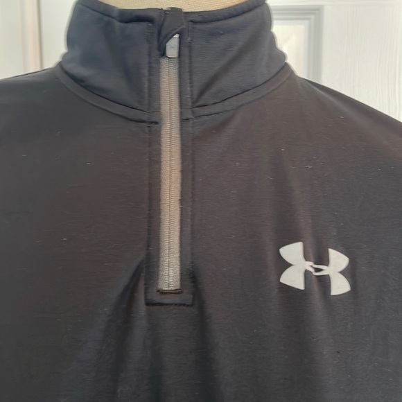 Under armour Heat gear loose long sleeve base layer top black YLG - Picture 3 of 7